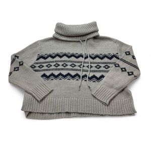 Cozy Gray Turtleneck Sweater with drawstring
